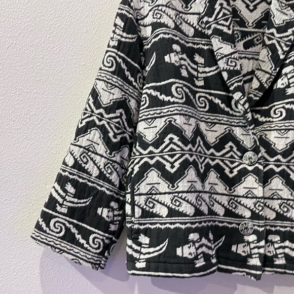 Chico’s Design Woven Cotton Blazer - Picture 4 of 11